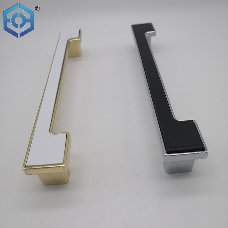 Zinc Alloy and Plastic cabinet handle