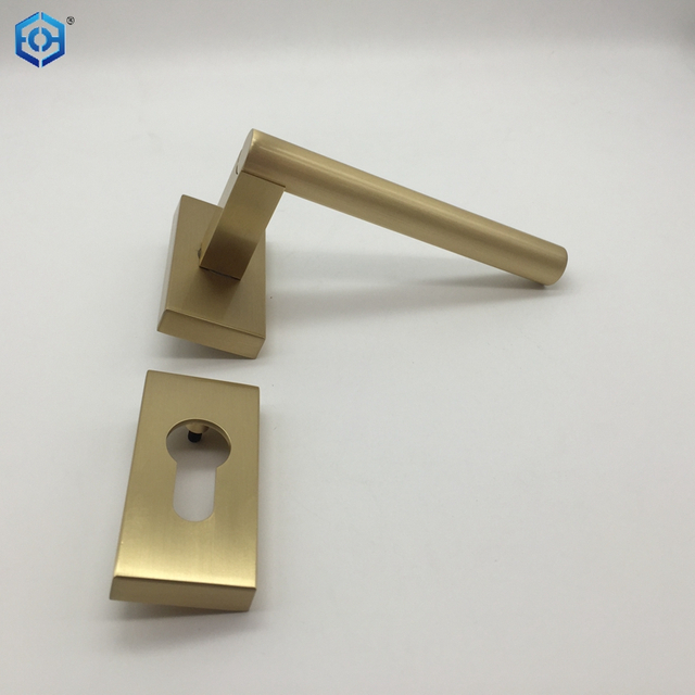 New Design Golden Solid Brass Door Handle with Scroll Lever on Latch Backplate