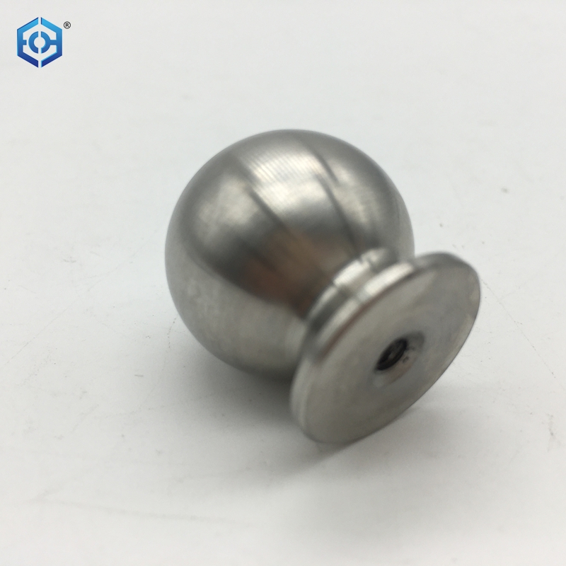 kitchen handles and knobs