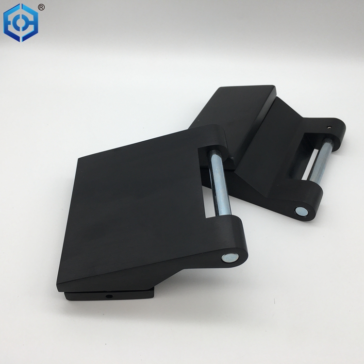 135 degree shower hinge