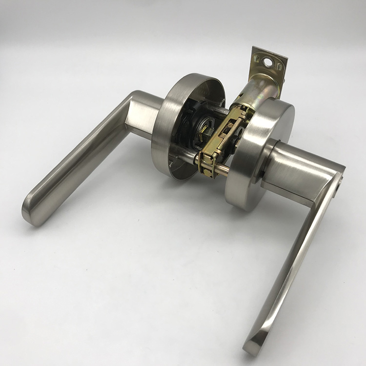 inside a yale 5 lever sashlock