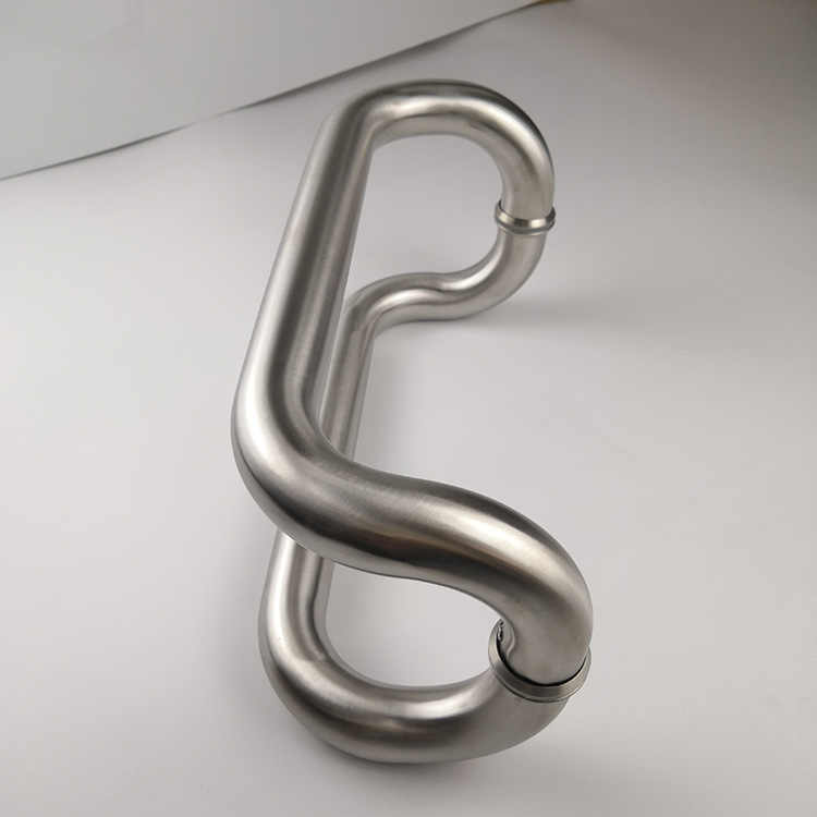 long kitchen cabinet handles