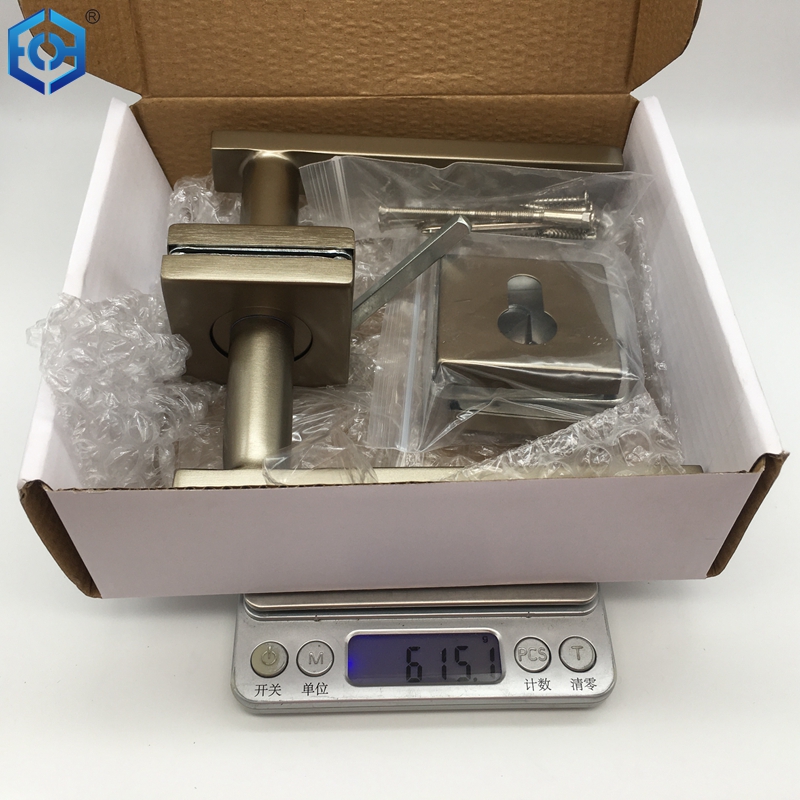 silver cabinet handles