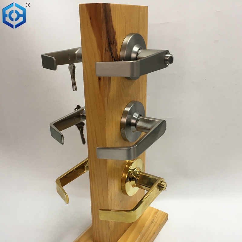 commercial door lock replacement