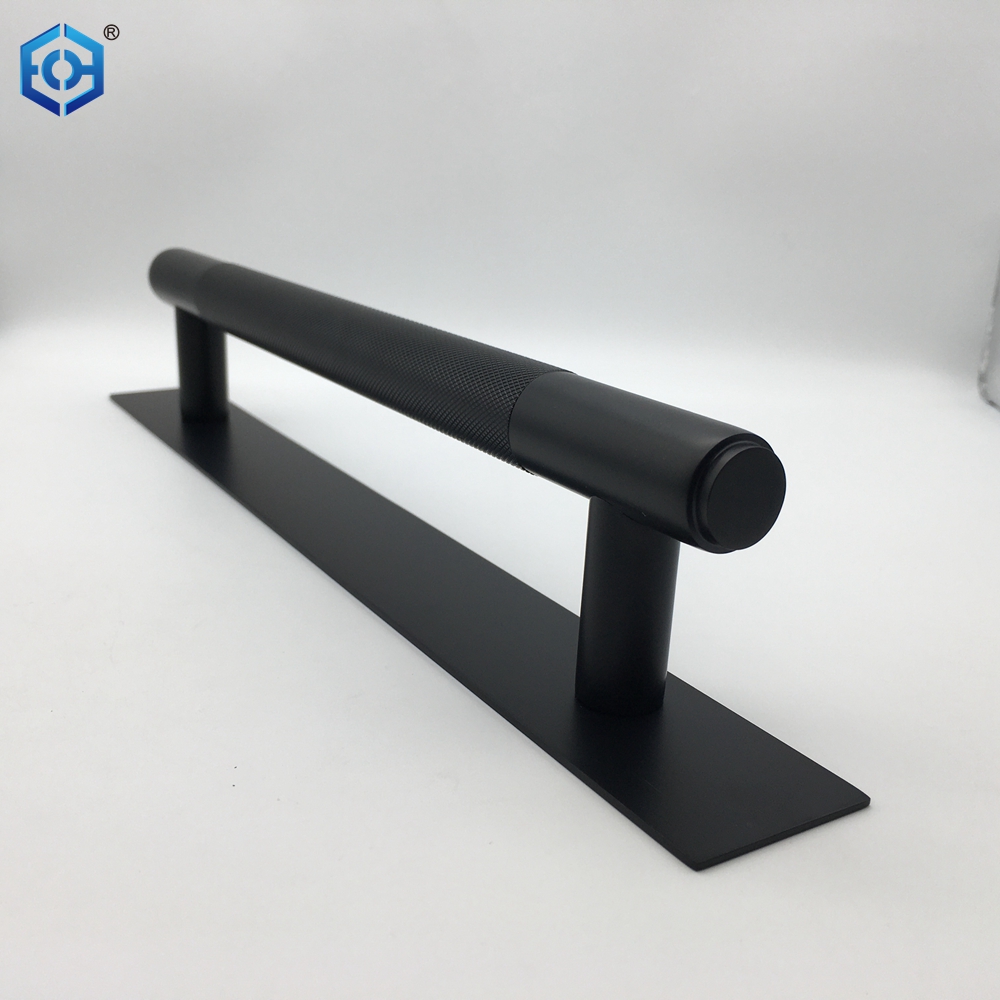 black knurled cabinet pull