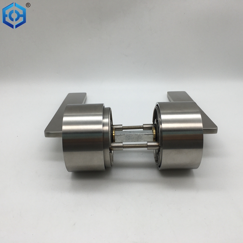 flush door pull