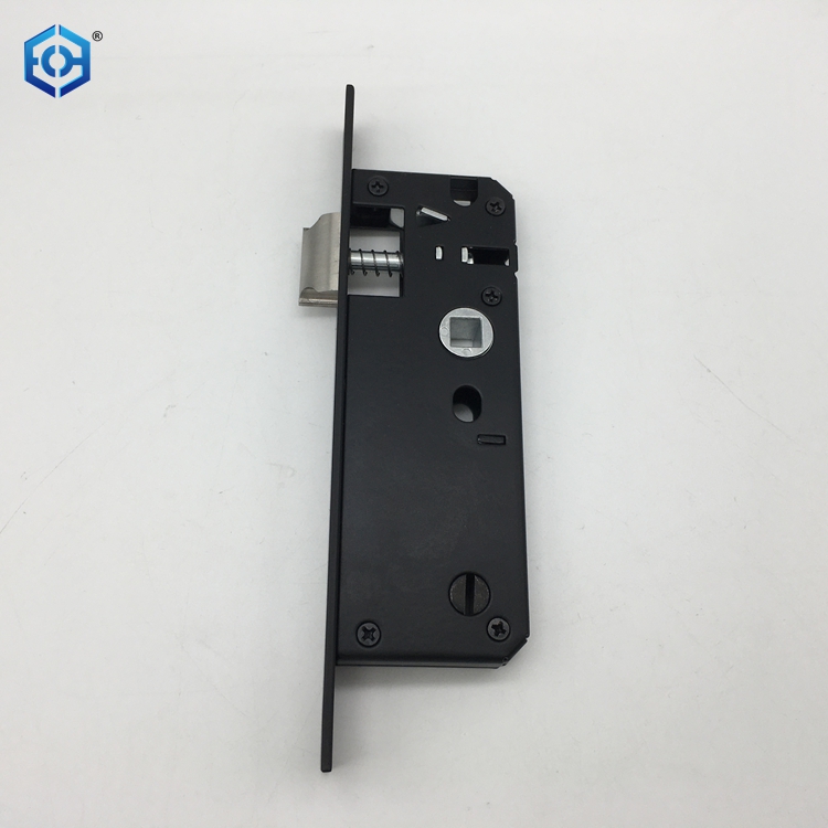 inside a 5 lever mortice lock