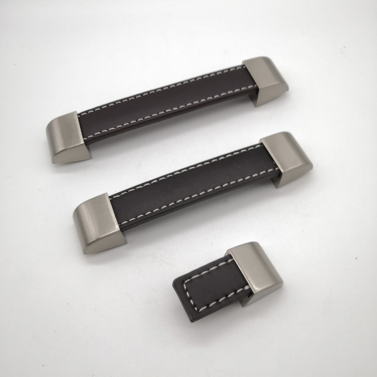 Pull Handle in Silver for Wardrobe Cabinet