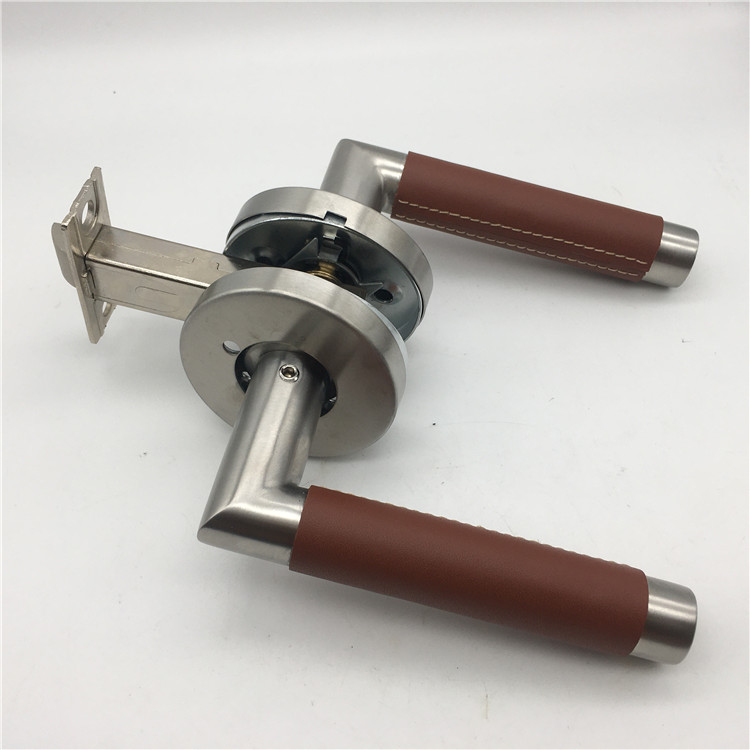 gucci marmont top handle mini