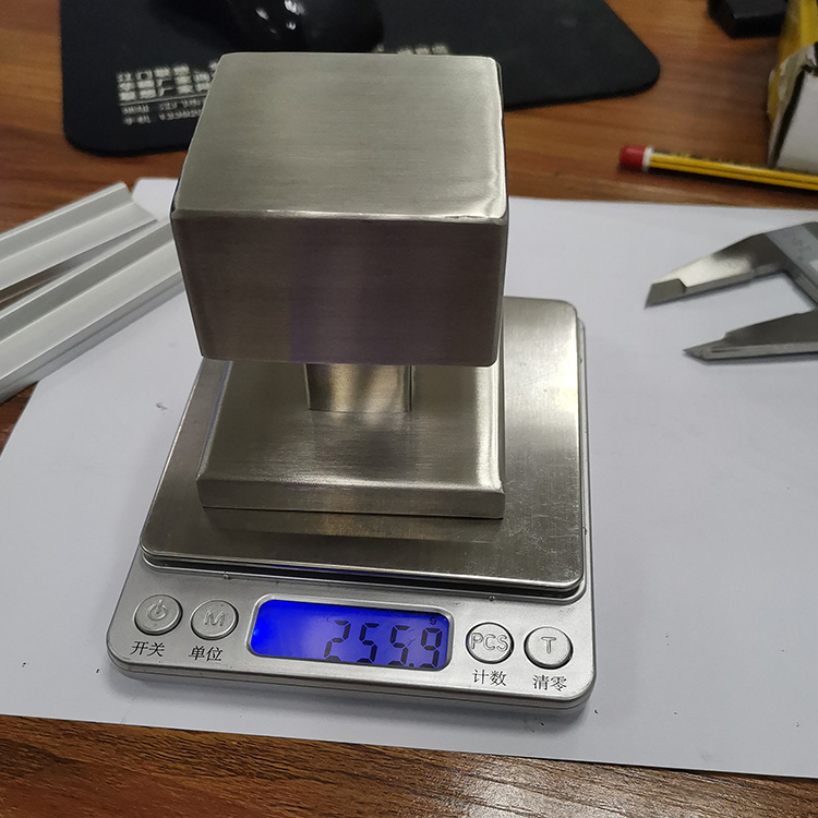 weight of square door handle